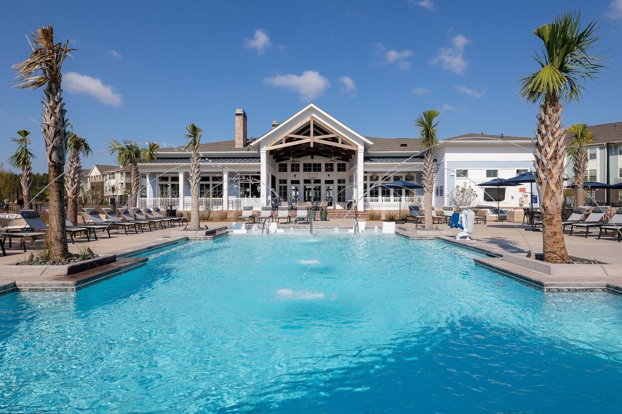 Elevate at Brighton Park Apartments in Summerville, SC
