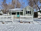 Primary Photo - 228 E Mill St