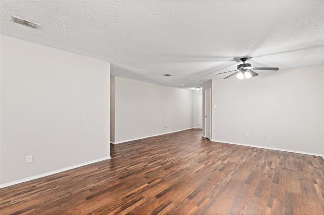 Building Photo - 8413 Clear River Ln