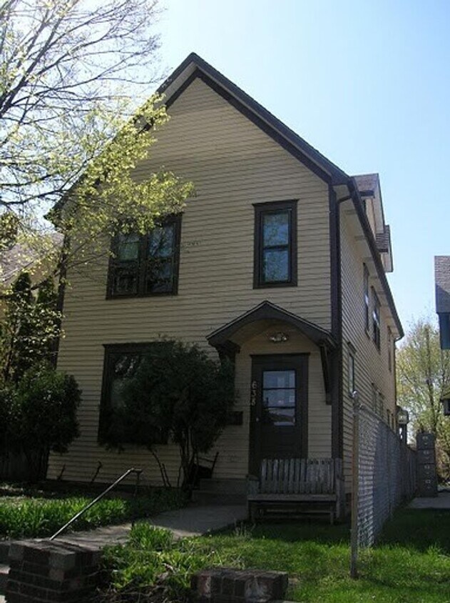 Primary Photo - 638-ONT