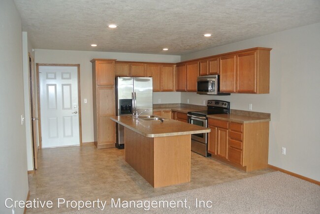 Foto del edificio - 600 31st Ave SW