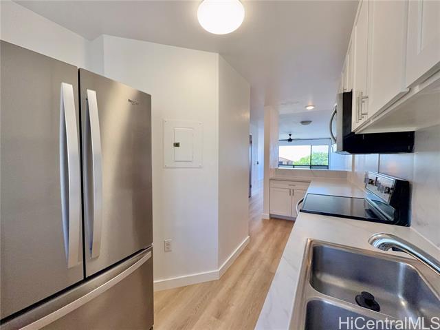 Building Photo - 98-660-660 Moanalua Loop