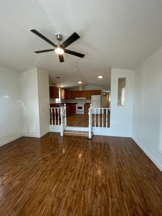 Building Photo - STUDENTS WELCOME! Modular Home in North Old Town
