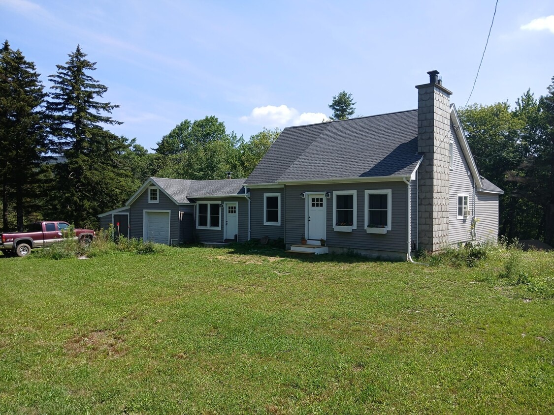 Primary Photo - 5 Olson Rd