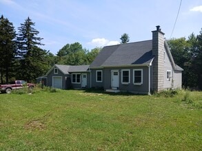 Building Photo - 5 Olson Rd