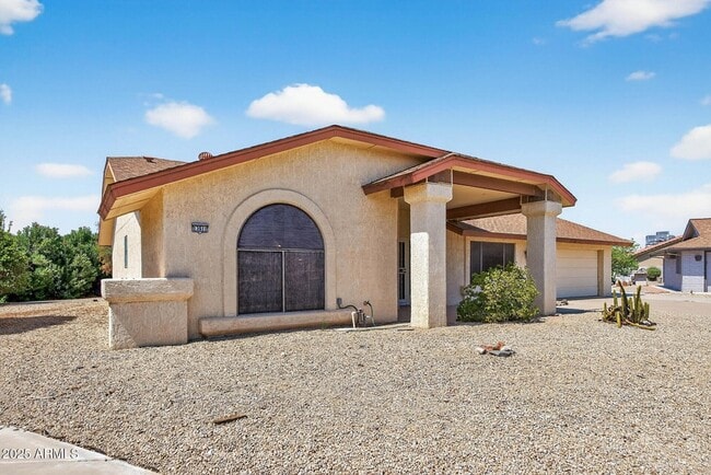 Building Photo - 13511 W Gemstone Dr