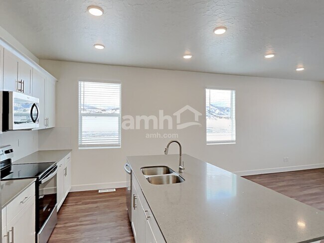 Foto del edificio - 6570 Old Forest Dr