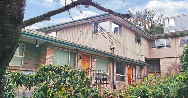 Foto del edificio - 712 Summit Ave E