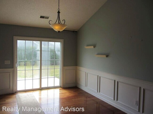 Building Photo - Wood Bridge