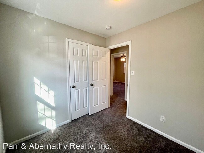 Building Photo - 3 br, 2 bath House - 3811 Hyde Park Drive