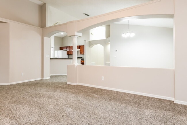 Building Photo - 1140 Stoneham Dr