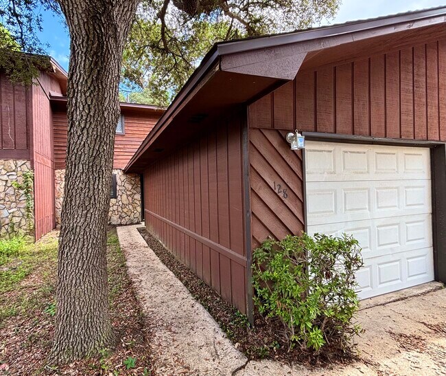 Foto del edificio - 32 7th Ave