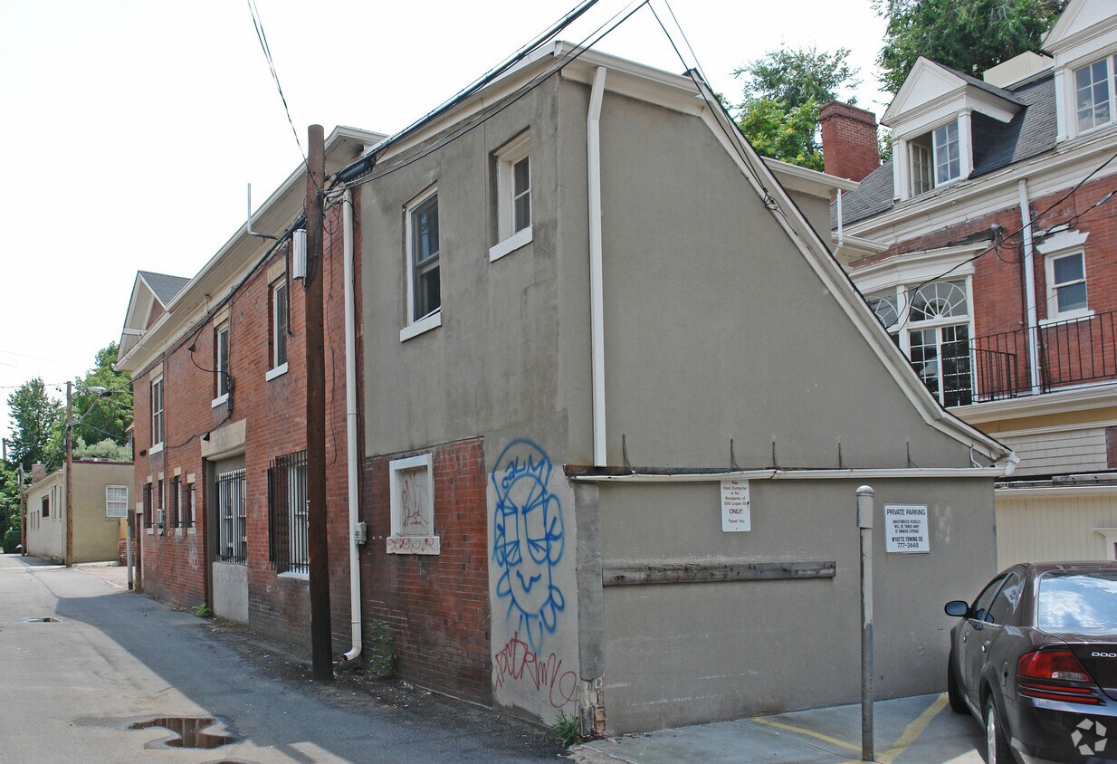 Foto principal - 948 Logan St