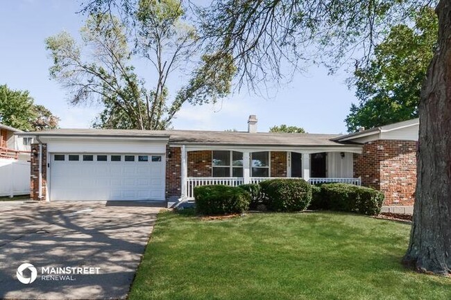 Building Photo - 14613 Pettycoat Ln, Florissant, MO 63034