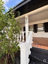 Building Photo - 90 NE 68th Terrace