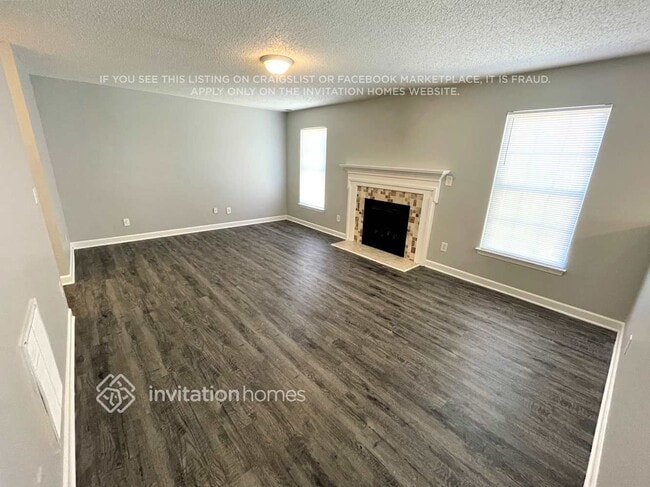 Building Photo - 916 Anchor Way NE