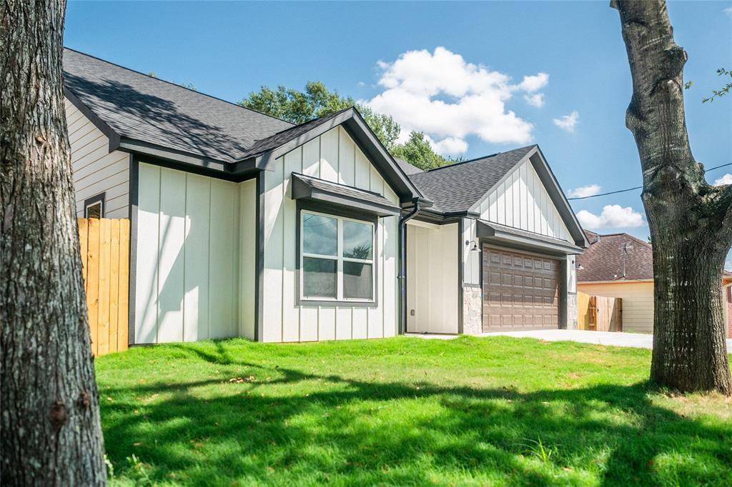 2414 Myrtle Ave, Waller, TX 77484 House Rental in Waller, TX