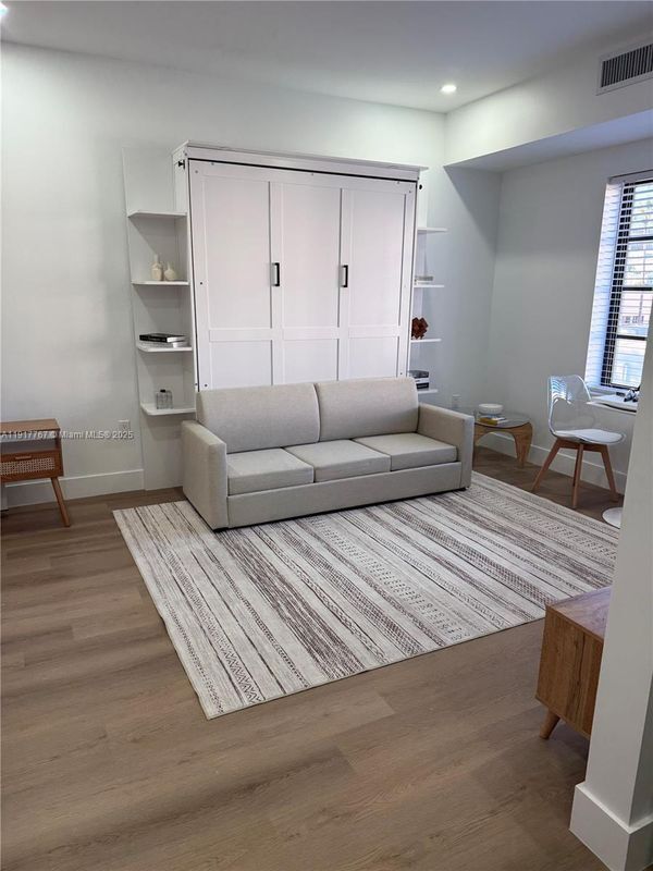 Building Photo - 1619 Jefferson Ave