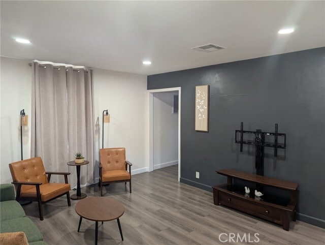 Foto del edificio - 311 W Green St