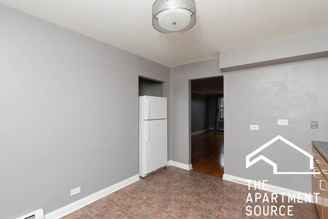 Foto del edificio - 1600 W Jarvis Ave