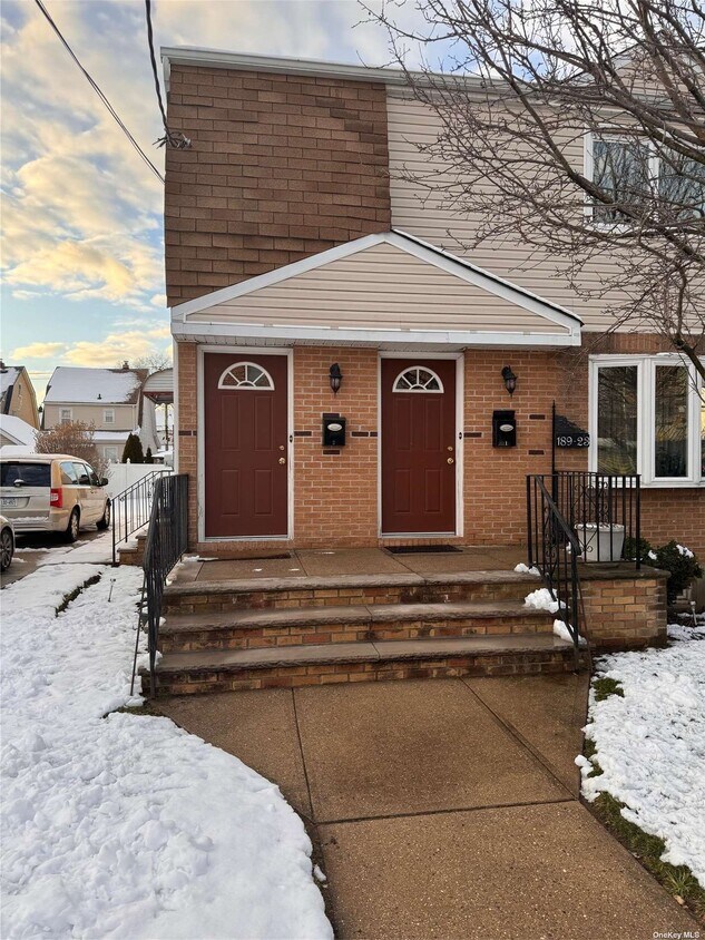 Primary Photo - 189-23 Keeseville Ave