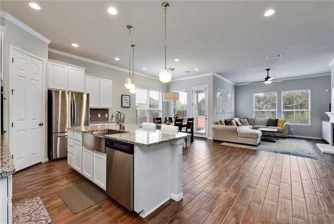 Building Photo - 3006 Rio Verde Dr