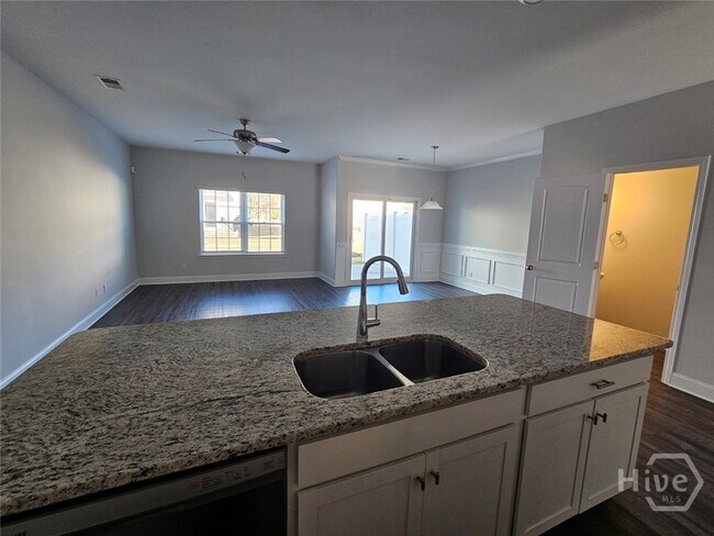 Foto del edificio - 325 Gov Gwinnett Way