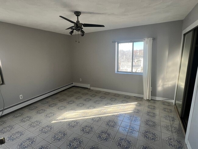 Building Photo - 236 Palfrey St