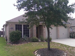 Building Photo - 18914 Roseworth Ct