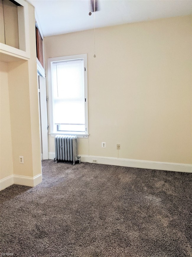 Building Photo - 2 br, 2 bath Apartment - 3923 Pine St
