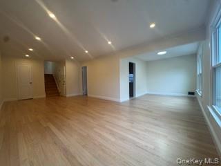 Foto del edificio - 215-40 23rd Rd