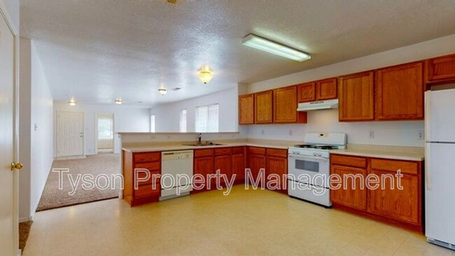 Building Photo - 5905 Night Whisper Rd NW