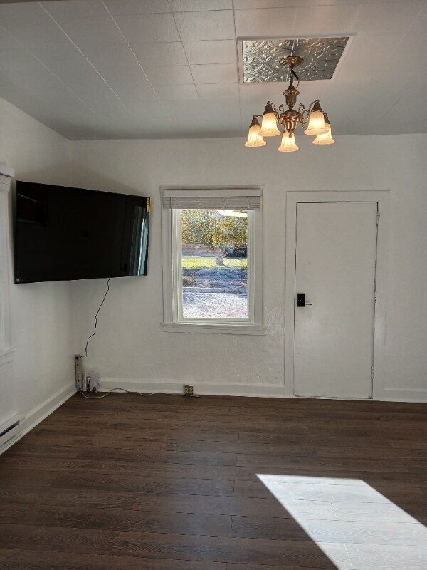 Foto del edificio - 402 S Chestnut St