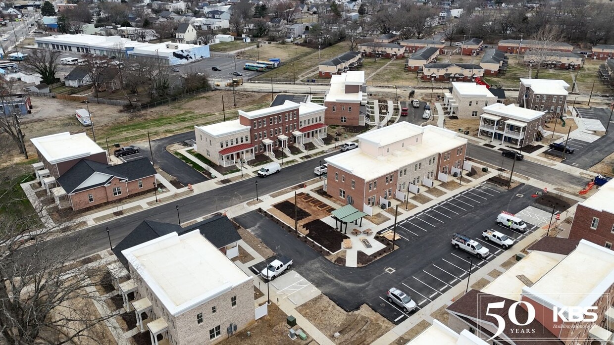 Creighton Renaissance Apartments - 3100 Purcell St Richmond, VA 23223 ...