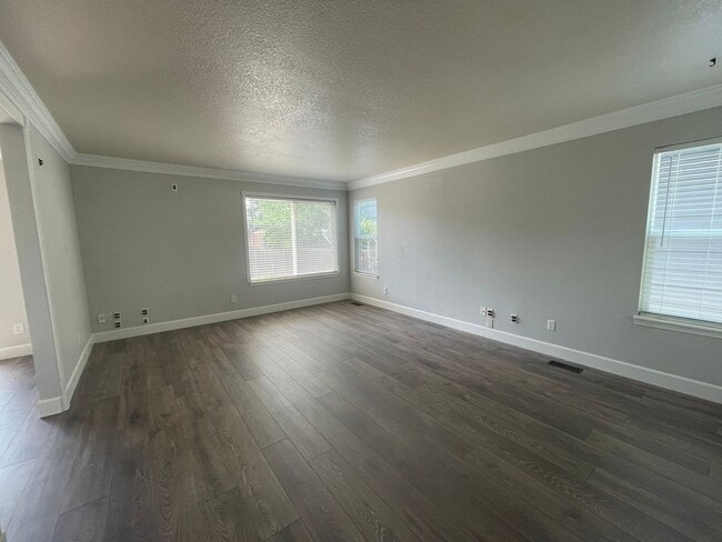 Building Photo - Spacious 4BR House in Fort Collins