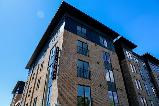 Building Photo - 25th and Quincy