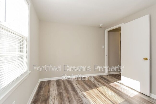 Foto del edificio - 4400 Voss Ave