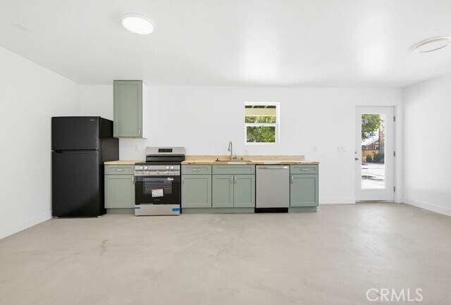 Foto del edificio - 1017 Riverine Ave