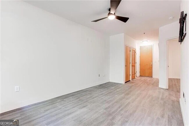 Foto del edificio - 898 Oak St SW