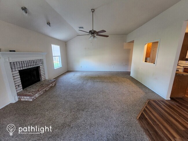 Foto del edificio - 11722 S Gum Avenue, Jenks, OK, 74037