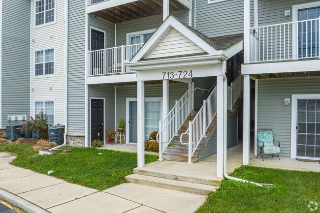 Building Photo - 23033 Meadow Wood Ct