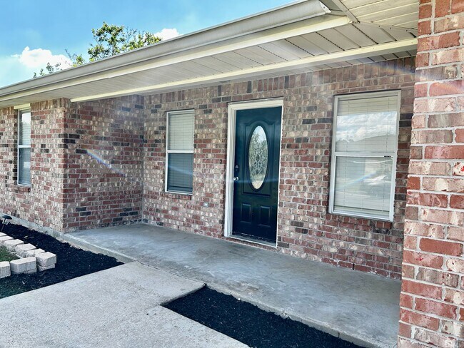 Foto del edificio - 1809 Briarwood St