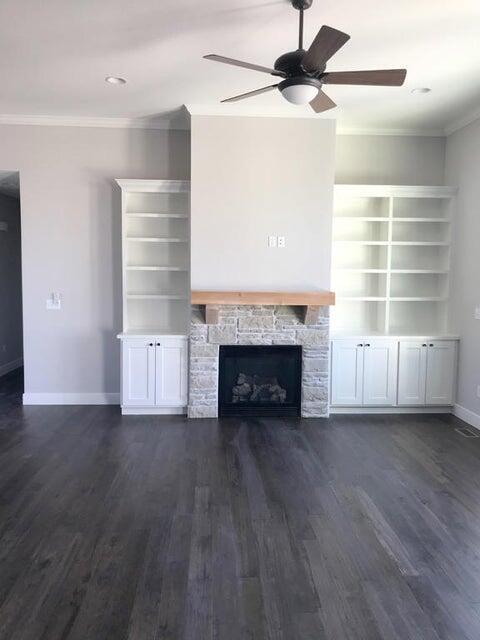 Foto del edificio - 5923 Screaming Eagle Ln