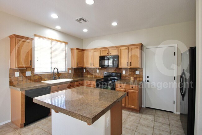 Building Photo - 2633 W Bisbee Way