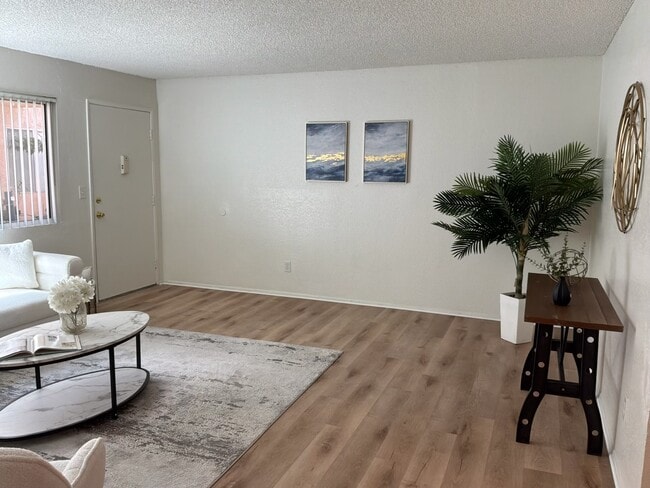 Building Photo - Carlton Ridge *1st Month Free OAC*