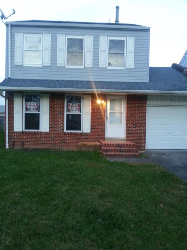 Foto principal - 4 bedroom in Newark DE 19713