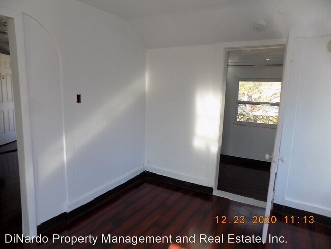 Foto del edificio - 28 S Hollywood Ave