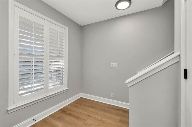 Building Photo - 200 Salt Air Dr