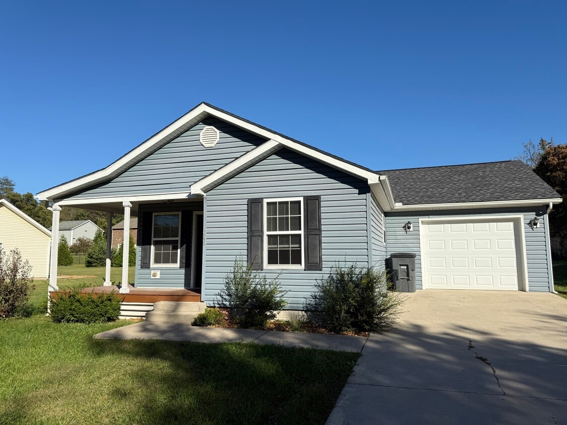 Exterior - 640 Whitson Chapel Rd