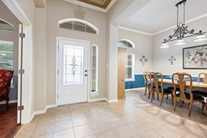 Building Photo - 814 Arrowhead Trail